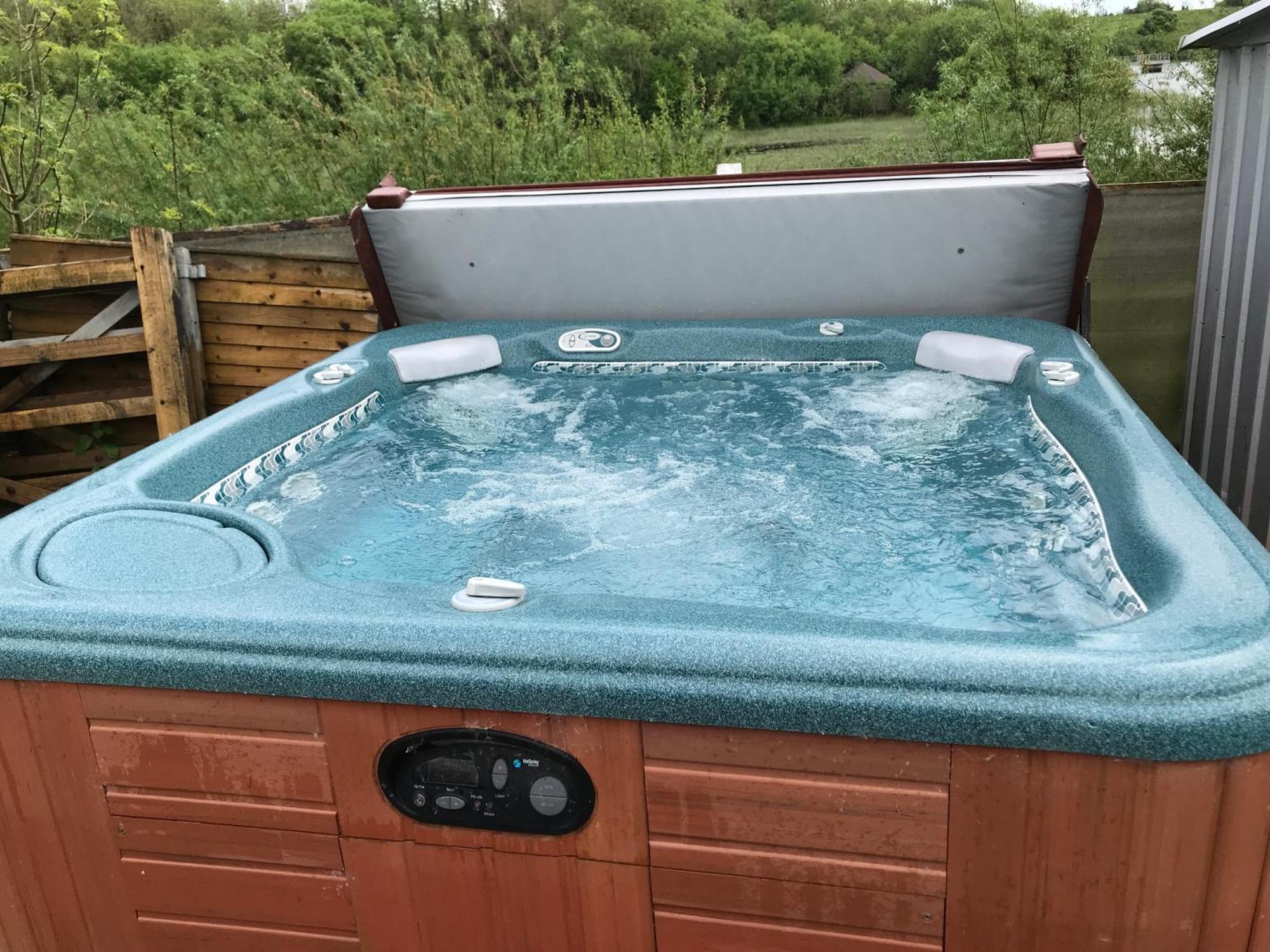 Fermanagh Lakeside Self Catering Corranny ภายนอก รูปภาพ